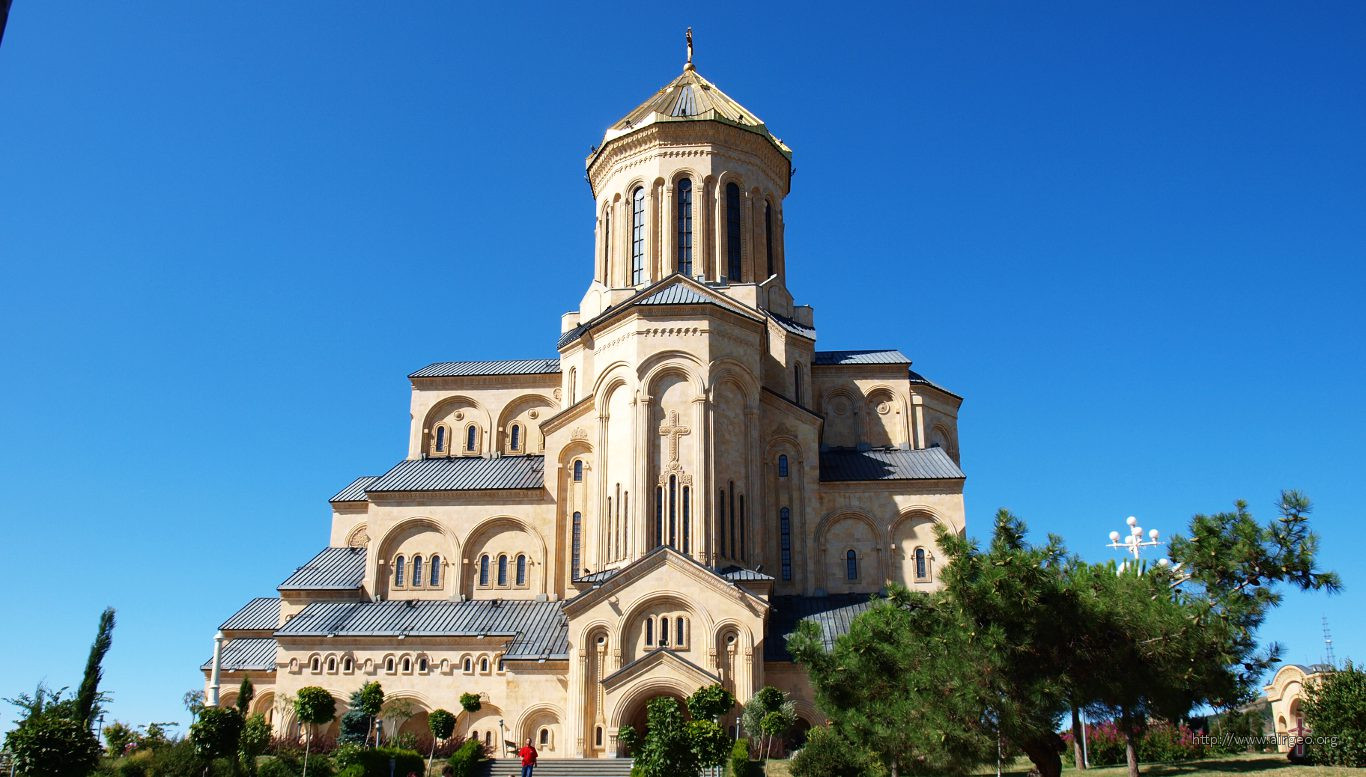 (English) Georgia - Tbilisi - Holy Trinity Cathedral